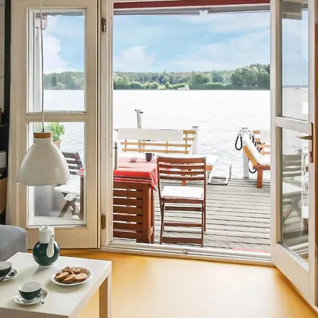 Stunning Ship In Havelsee Ot Kuetzkow 3*