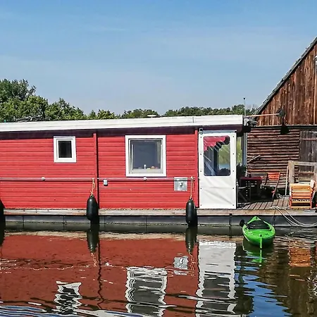 Stunning Ship In Havelsee Ot Kuetzkow Botel