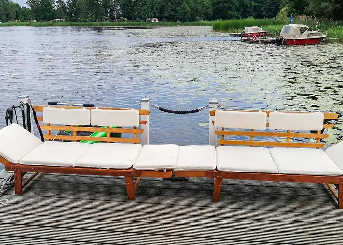 بوتيل Stunning Ship In Havelsee Ot Kuetzkow