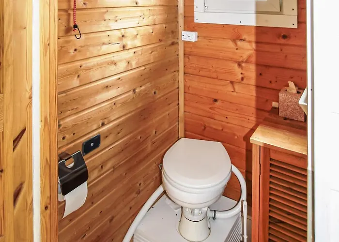 Stunning Ship In Havelsee Ot Kuetzkow بوتيل 3*